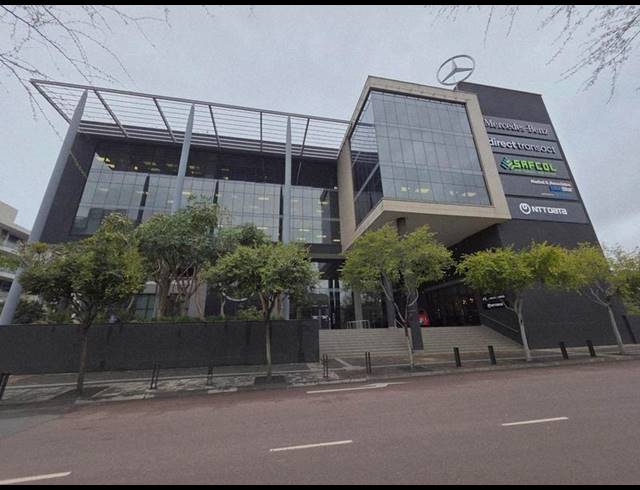 BUSINESS PROPERTY TO RENT IN MENLYN